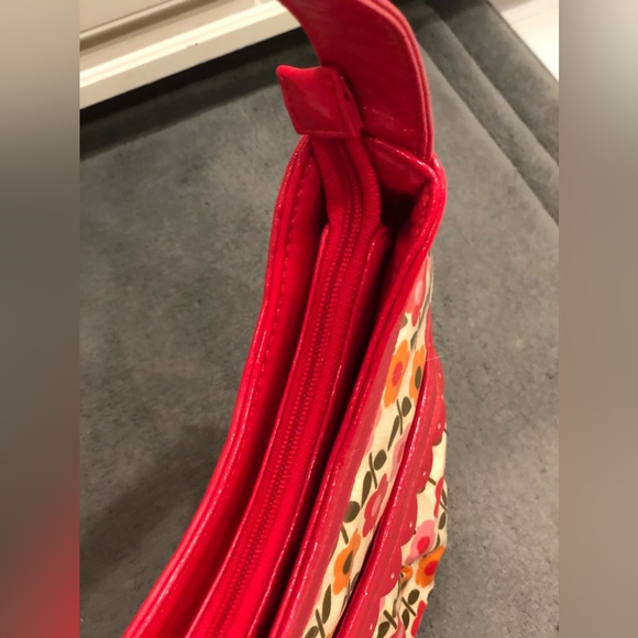 Vera Bradley Frill Collection Hotsy Totsy Hobo Bag in Folkloric pattern. - Picture 12 of 16